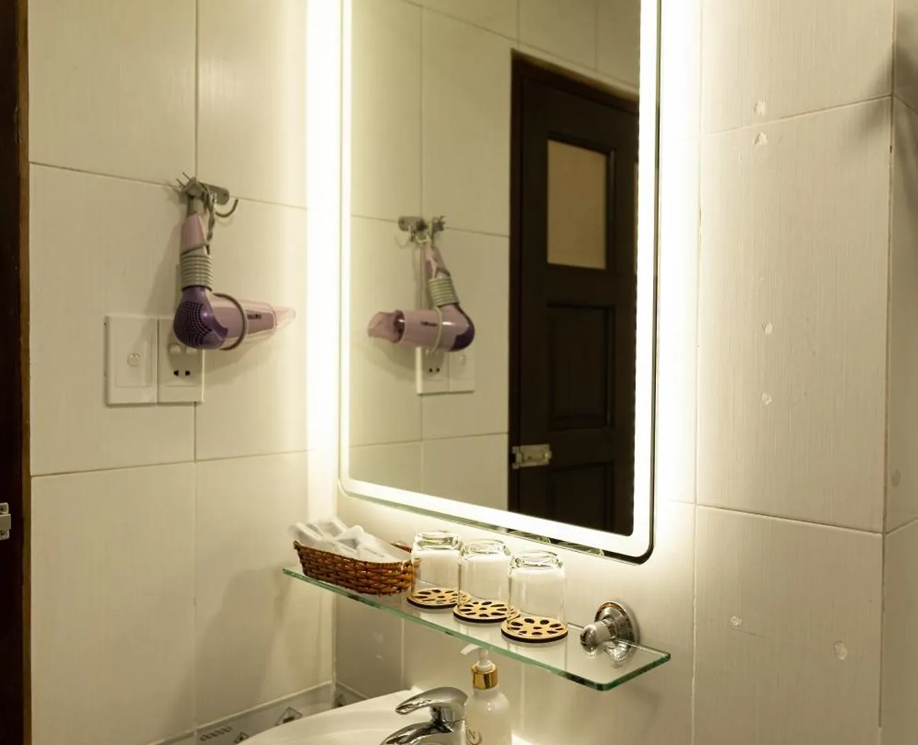 Lantern Hotel Πόλη Χο Τσι Μινχ